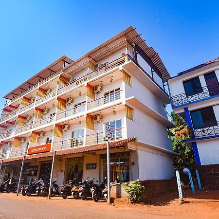 Fabexpress The Voyage Hotell Morjim Exteriör bild