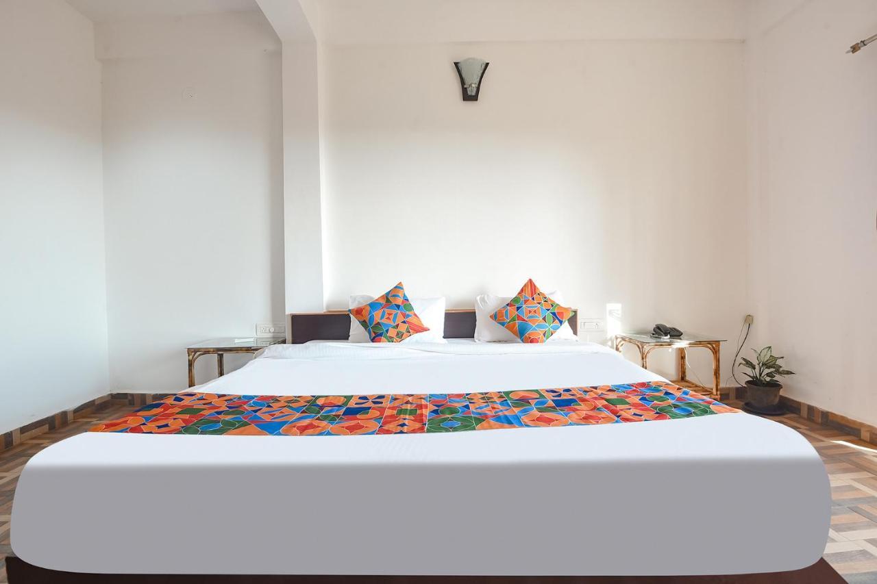 Fabexpress The Voyage Hotell Morjim Exteriör bild